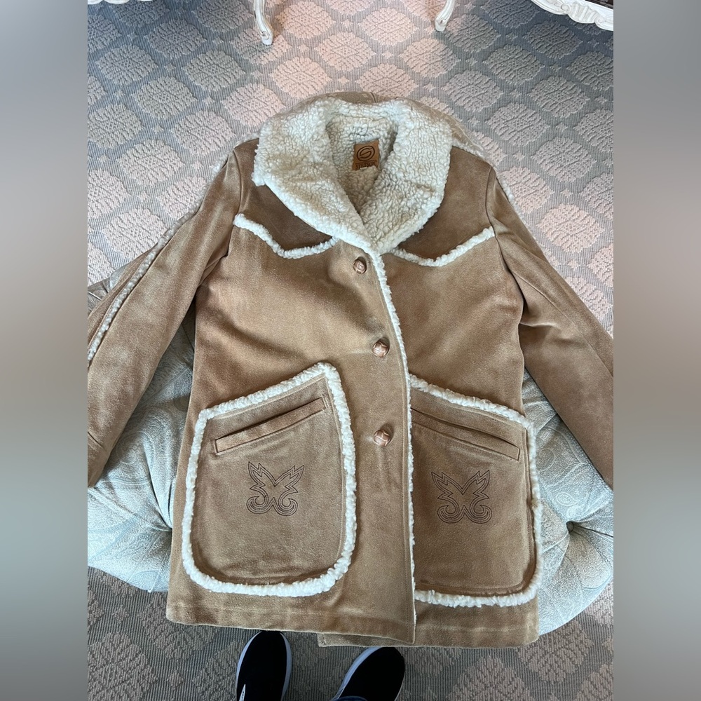 Vintage Stetson Suede Sherpa coat in excellent condition
